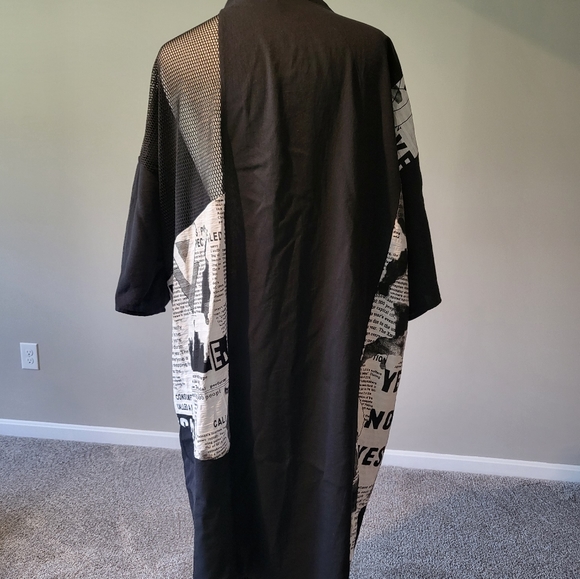 F. Modern – What’s Black and White and Read All Over Jacket/Topper (One Size) - Picture 8 of 16